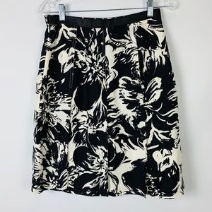 Madison Studio Silk Skirt Sz 6 A Line Black White